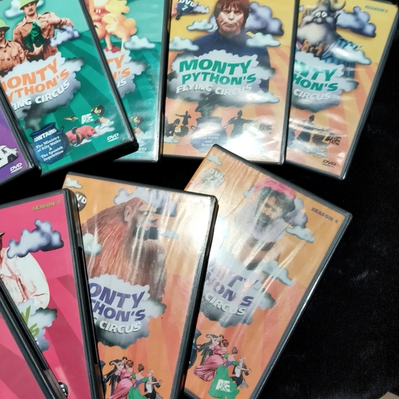 The Complete Monty Python's Flying Circus DVD Set of 13 - Picture 4 of 7